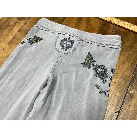 Vertigo Paris Sweat Pants Womens Size Small Gray Embroidered Floral - Picture 8 of 13